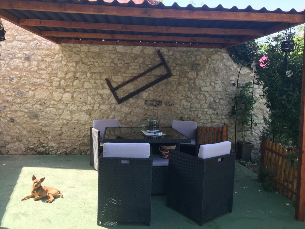 Gite En Pierre Le Paradis Parc Cloture Jacuzzi 5 Places Piscine Au Perigord Pourpre 9Km De Bergerac Saint-Aubin-de-Lanquais Zewnętrze zdjęcie