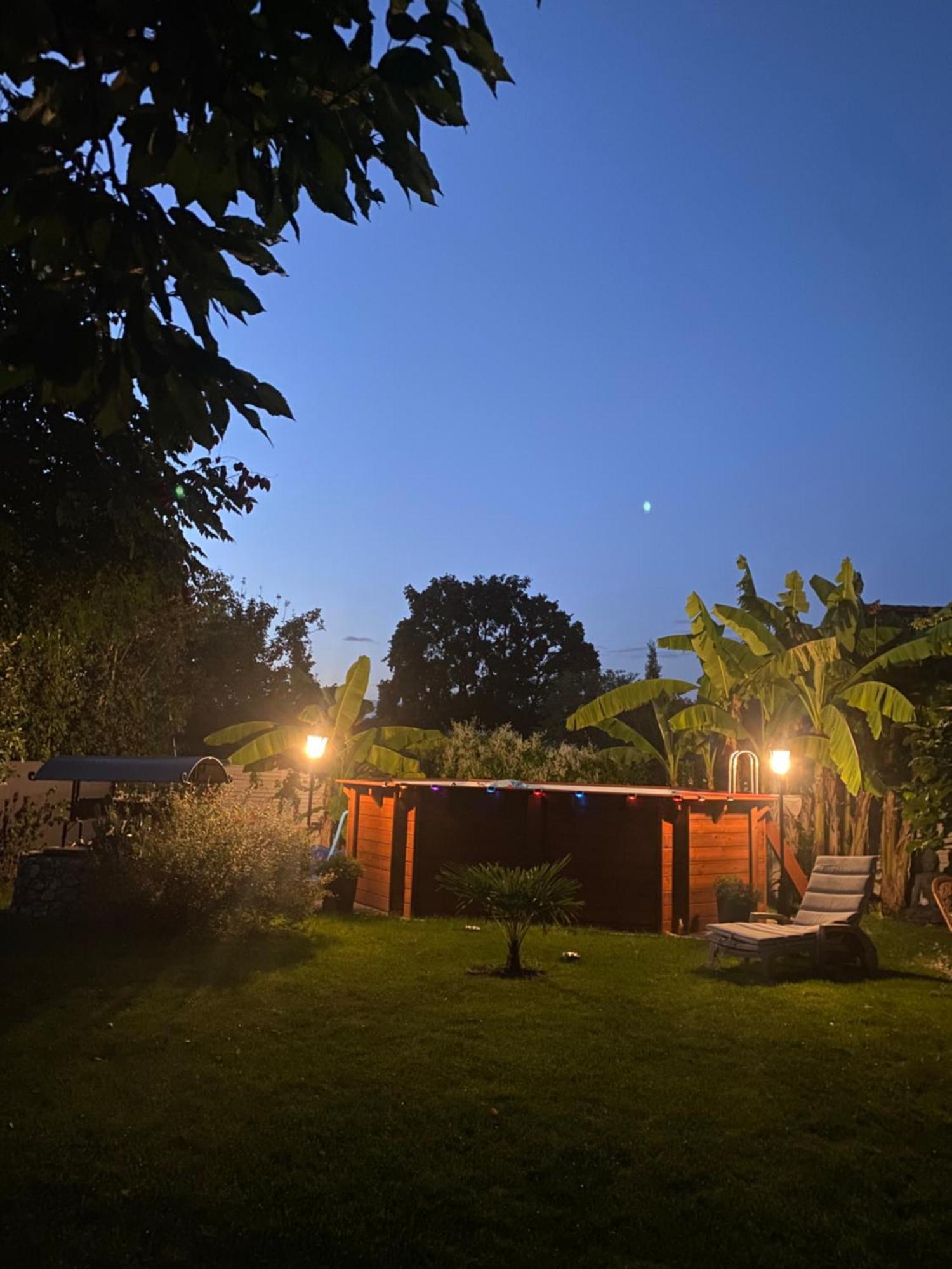 Gite En Pierre Le Paradis Parc Cloture Jacuzzi 5 Places Piscine Au Perigord Pourpre 9Km De Bergerac Saint-Aubin-de-Lanquais Zewnętrze zdjęcie